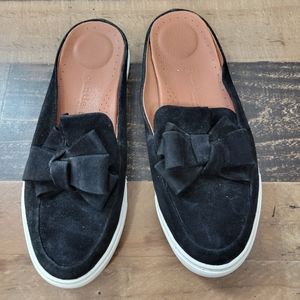 7.5 Gentle Souls Black Suede Bow Slip Ons